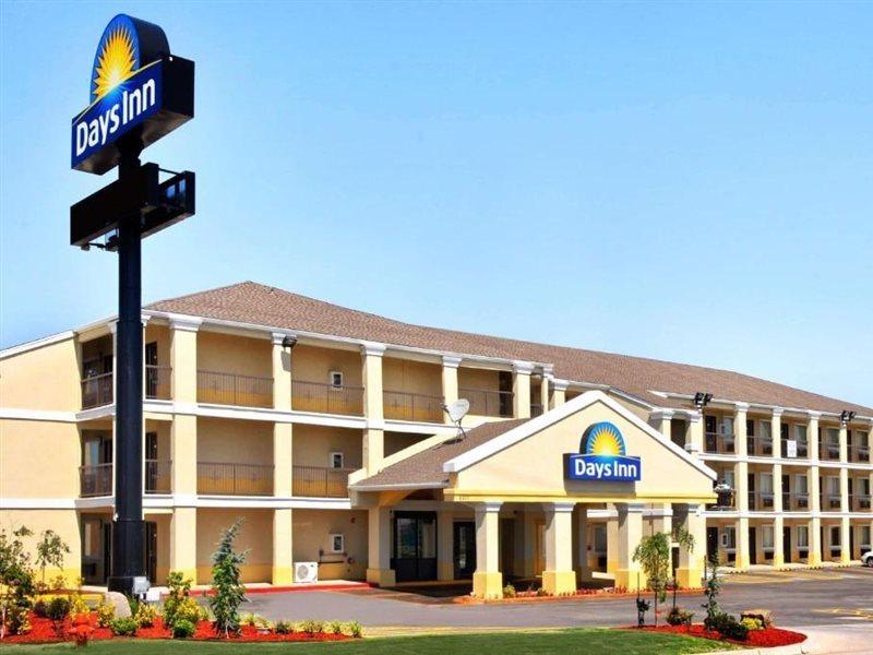 Days Inn By Wyndham Oklahoma City/Moore Buitenkant foto
