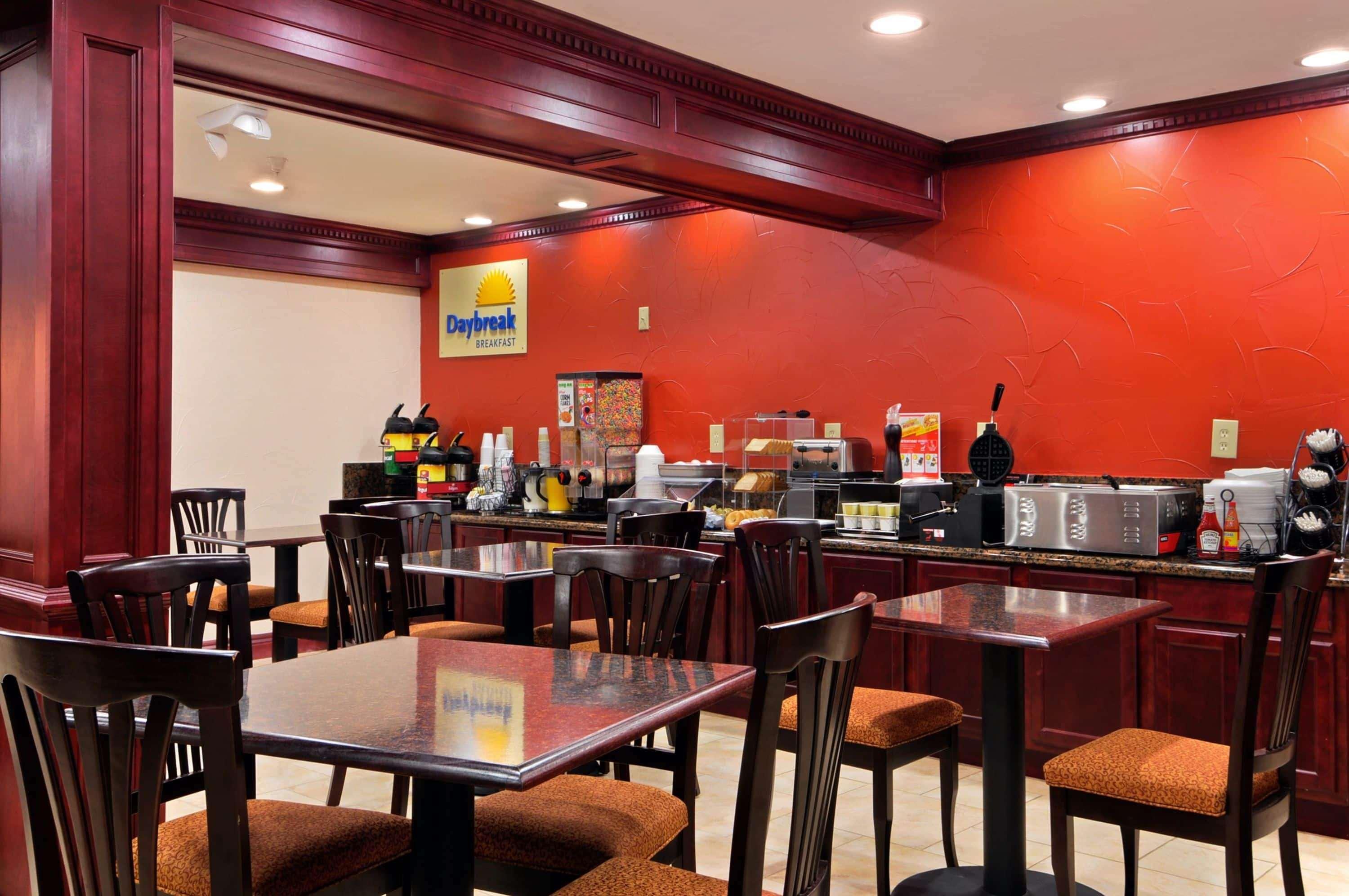 Days Inn By Wyndham Oklahoma City/Moore Buitenkant foto