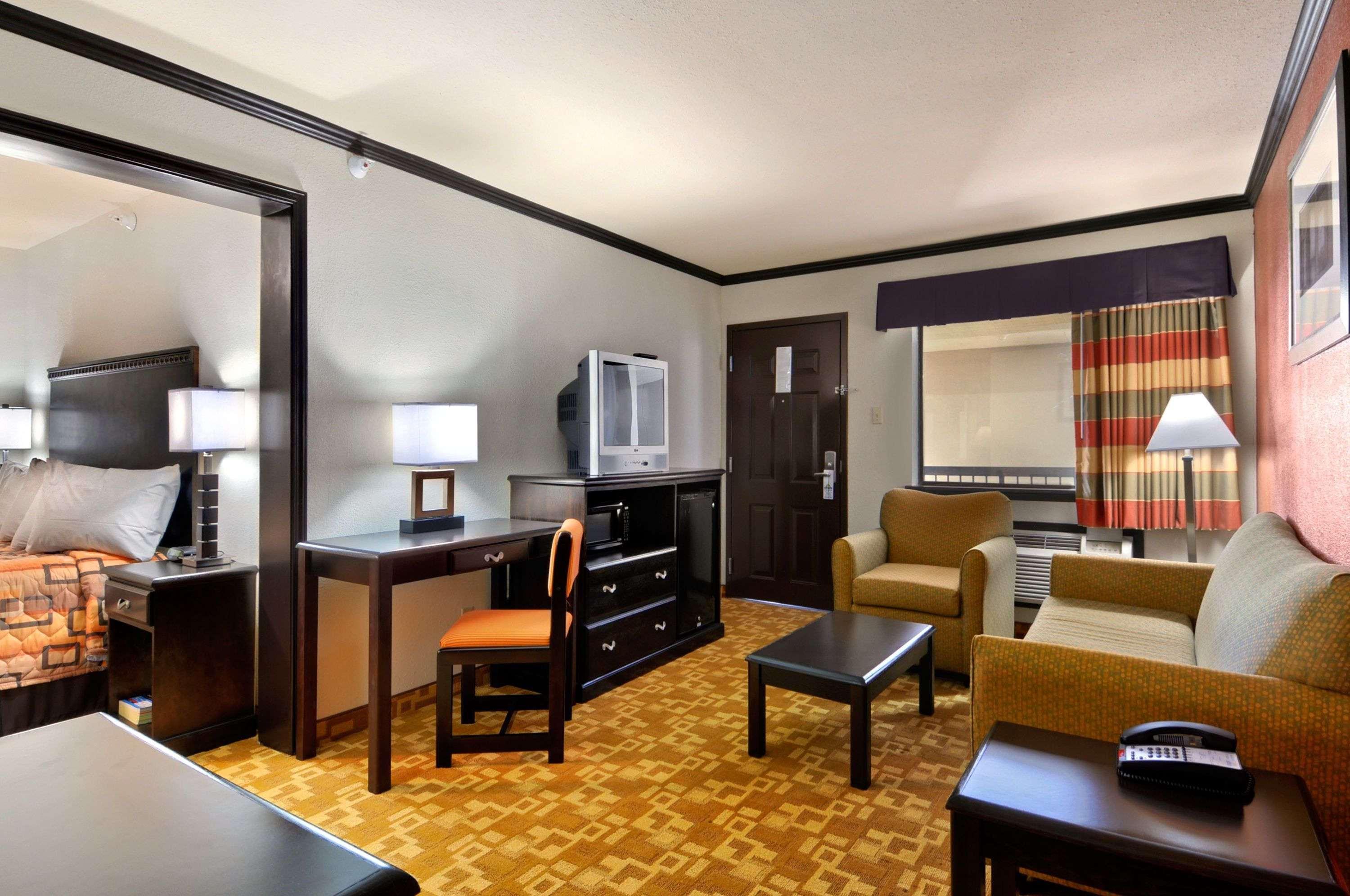Days Inn By Wyndham Oklahoma City/Moore Buitenkant foto