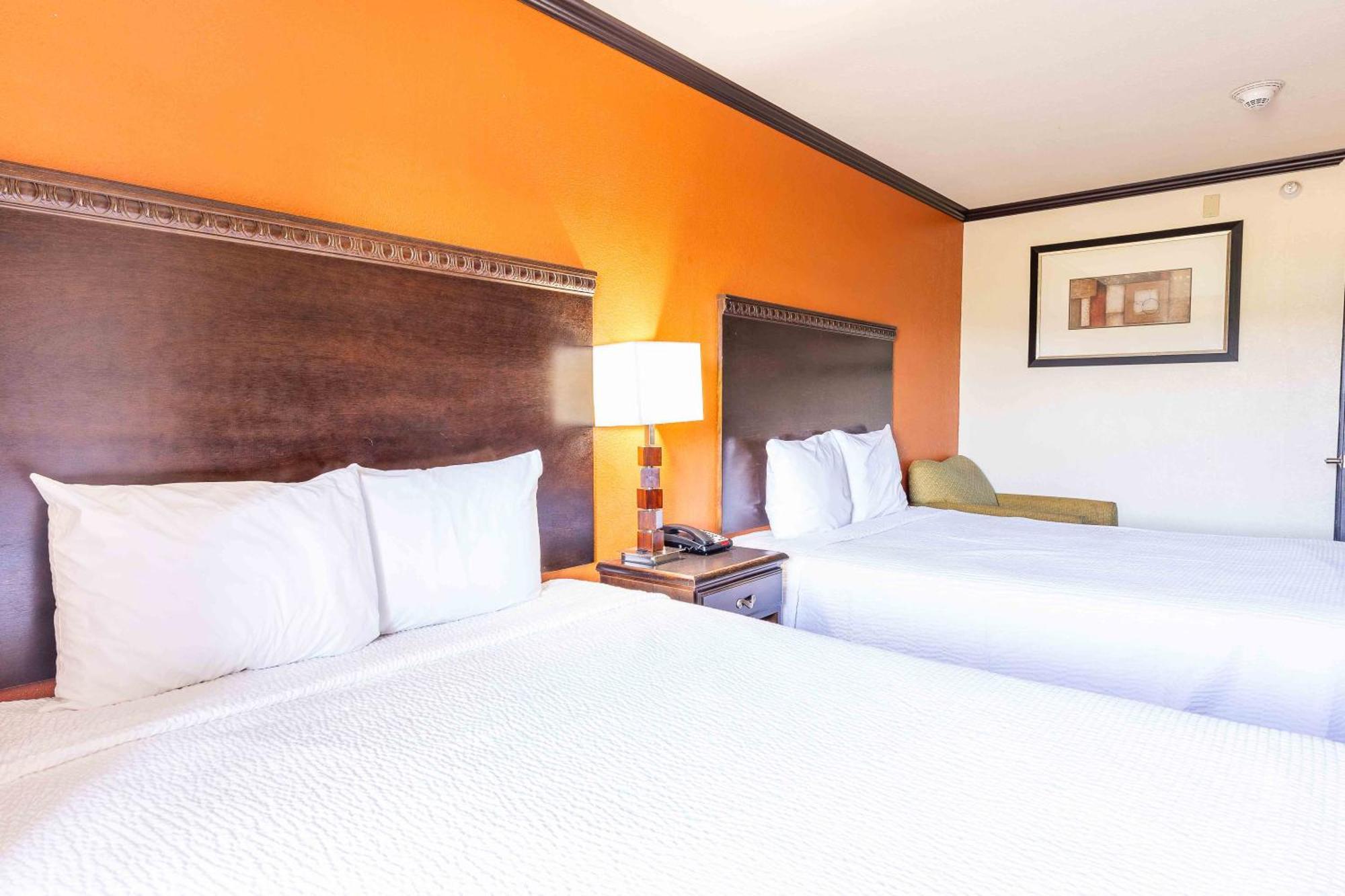 Days Inn By Wyndham Oklahoma City/Moore Buitenkant foto