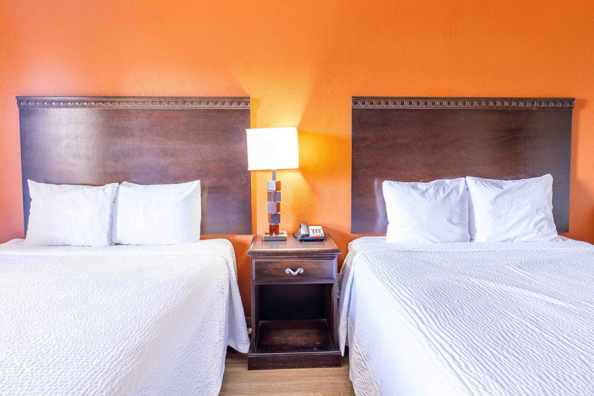 Days Inn By Wyndham Oklahoma City/Moore Buitenkant foto