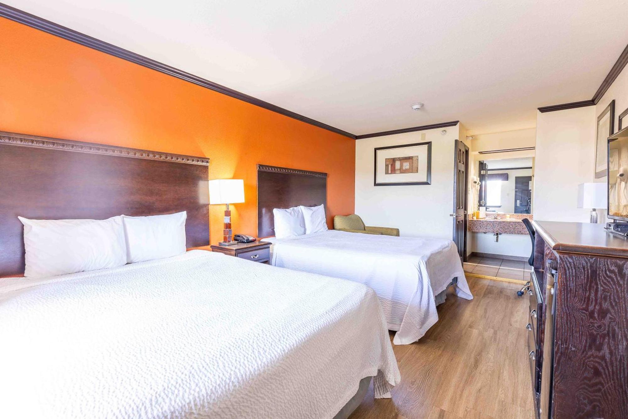 Days Inn By Wyndham Oklahoma City/Moore Buitenkant foto