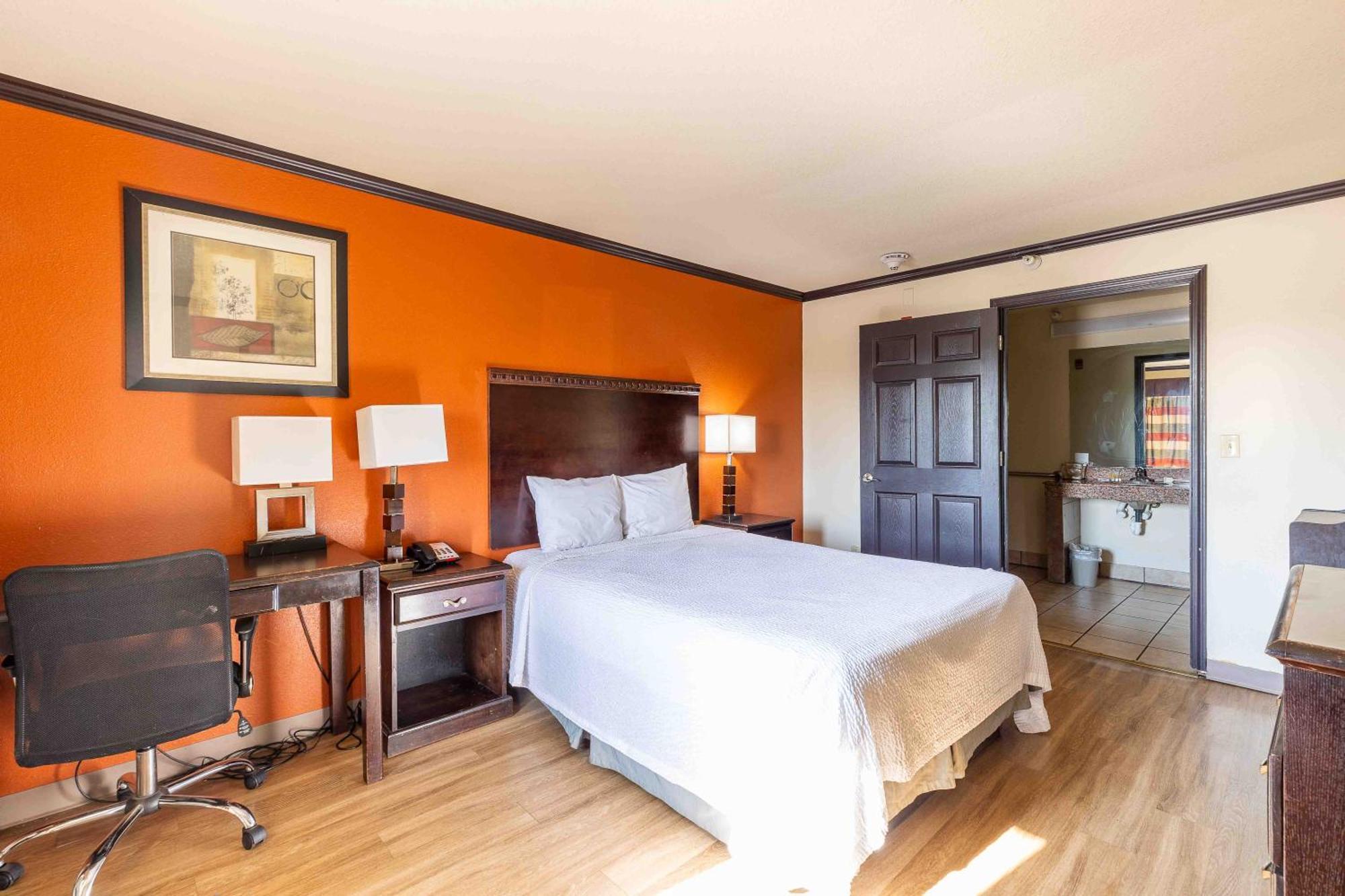 Days Inn By Wyndham Oklahoma City/Moore Buitenkant foto